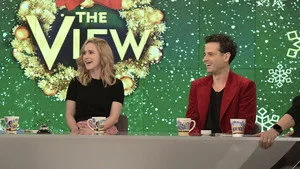 Rachel Brosnahan and Luke Kirby