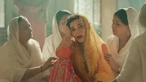 Husna frames Kausar for murder